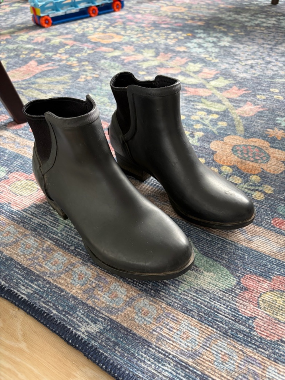Sorel Black Chelsea Ankle Boots for Women